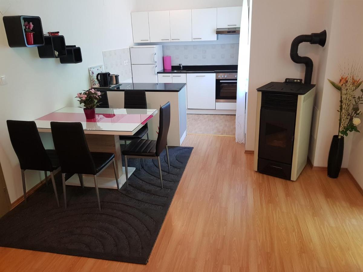 Apartma Jasmin Apartment Нови Винодолски Екстериор снимка